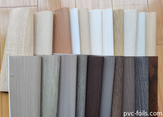 家具のパネルの改装のための田舎のオーク木の PVC 包装フィルム