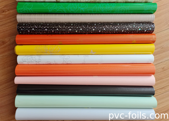 高光彩色 パターン 自粘性 PVC フィルムロール 家具の装飾用