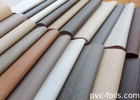 フォシャン 木の穀物 自粘性 PVC 家具のステッカー 表面の装飾用