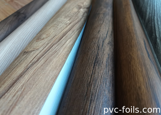 ウオールナッツ・ブラウン 木粒 PVC 装飾フィルム プラスチック窓辺
