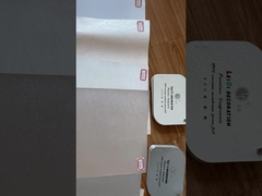 浮彫りにされたポリ塩化ビニールの装飾的なフィルム